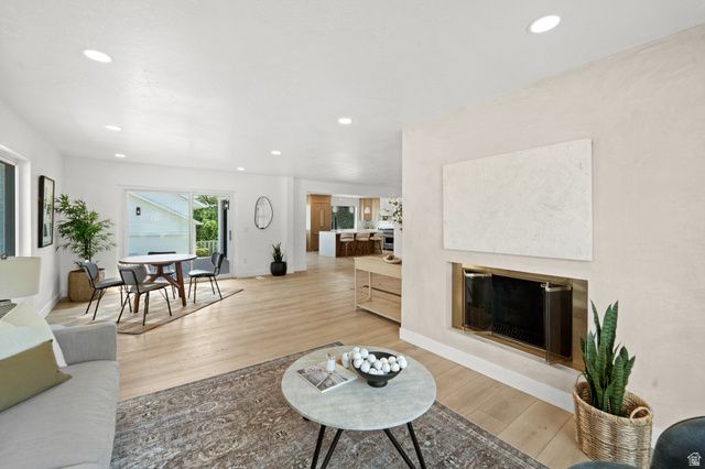 2242 E KENSINGTON AVE, Salt Lake City, UT 84108