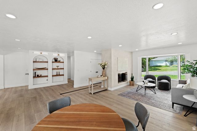 2242 E KENSINGTON AVE, Salt Lake City, UT 84108
