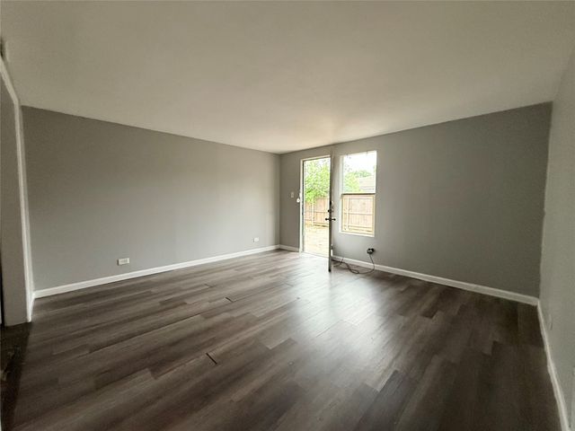 601 Francine Drive B, Irving, TX 75060