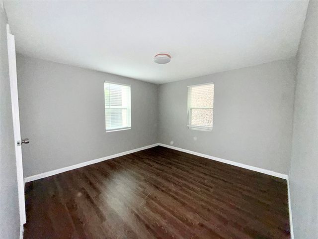 601 Francine Drive B, Irving, TX 75060