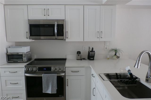 16252 Kelly Woods DR, Fort Myers, FL 33908