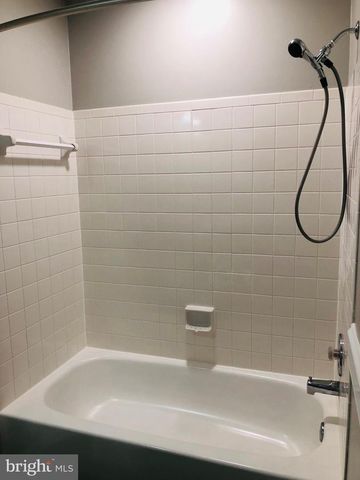 9533 CLOCKTOWER LN, Columbia, MD 21046