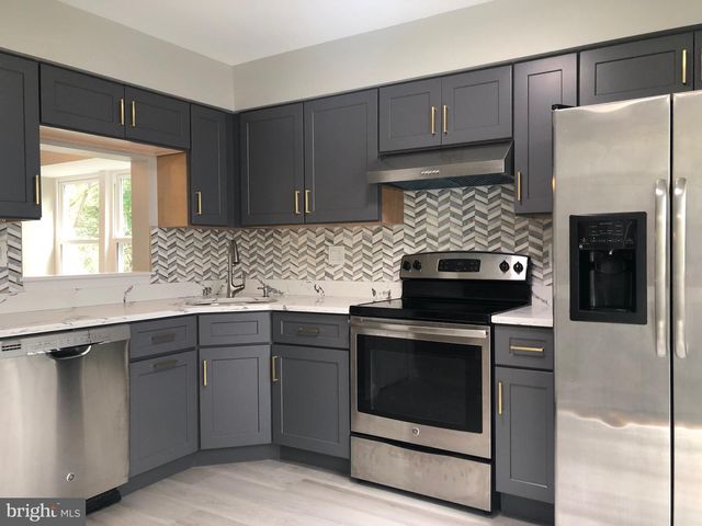 9533 CLOCKTOWER LN, Columbia, MD 21046