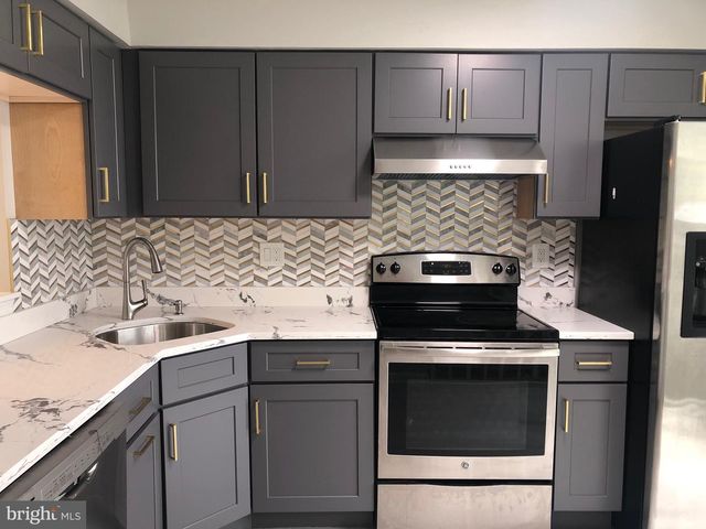 9533 CLOCKTOWER LN, Columbia, MD 21046