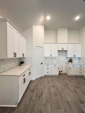 12911 Green Valley, Rosharon, TX 77583