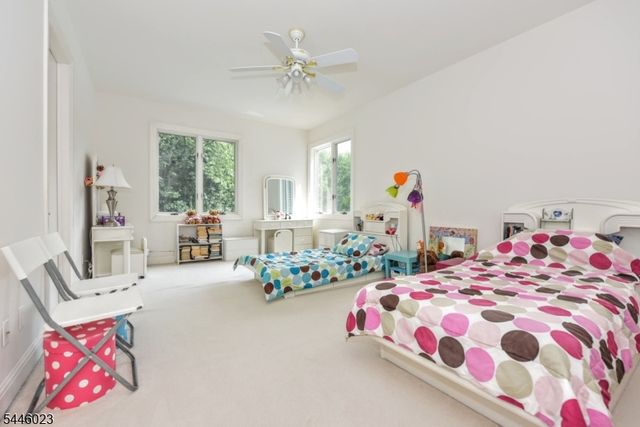 20 Burning Hollow Rd, Saddle River Boro, NJ 07458