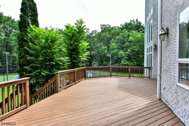 20 Burning Hollow Rd, Saddle River Boro, NJ 07458