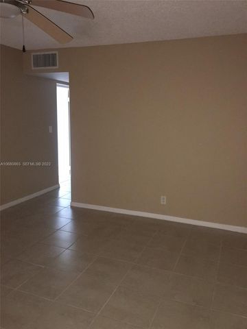 3301 Spanish Moss Terrace 906, Lauderhill, FL 33319