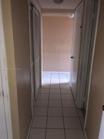 3301 Spanish Moss Terrace 906, Lauderhill, FL 33319