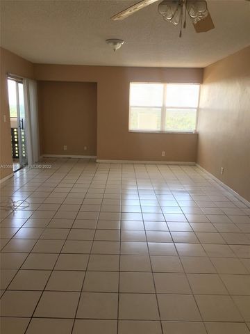 3301 Spanish Moss Terrace 906, Lauderhill, FL 33319