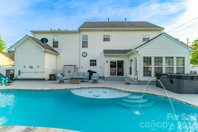 4105 Autumn Cove Drive, Clover, SC 29710