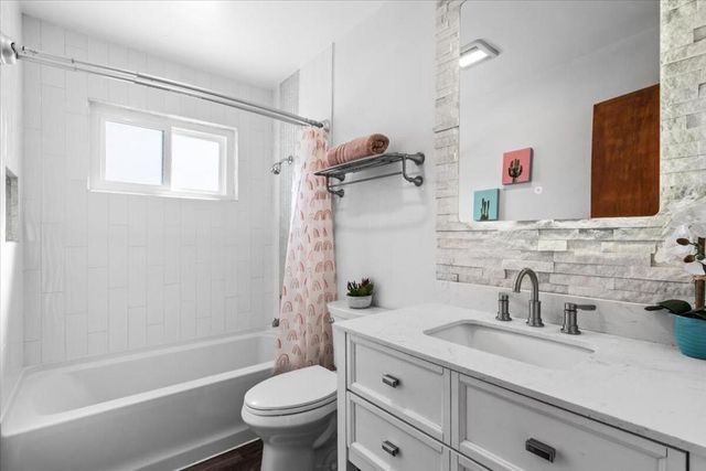 359 W Bon Air Drive, Palm Springs, CA 92262