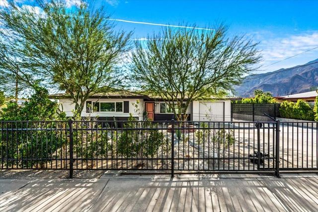 359 W Bon Air Drive, Palm Springs, CA 92262