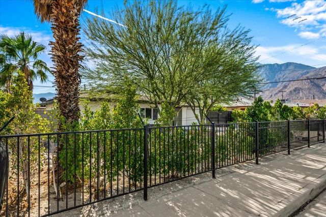 359 W Bon Air Drive, Palm Springs, CA 92262