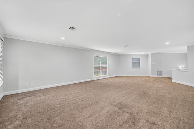 818 Silvergate Drive, Houston, TX 77079