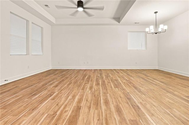 1705 NW 105th Terrace, Kansas City, MO 64155