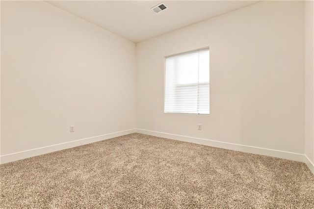 1705 NW 105th Terrace, Kansas City, MO 64155