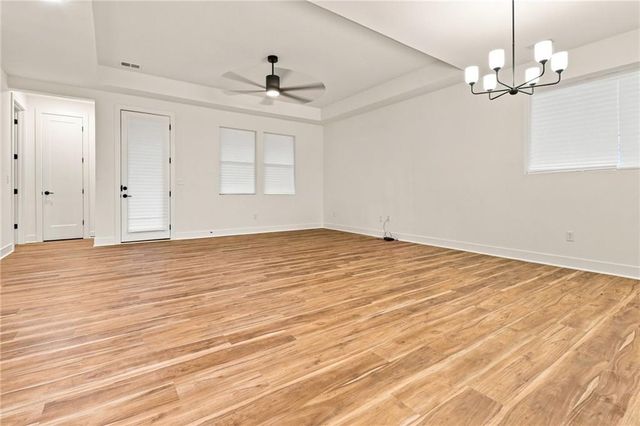1705 NW 105th Terrace, Kansas City, MO 64155