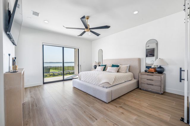 1804 Laguna Bay S, Pelican Bay, TX 76020