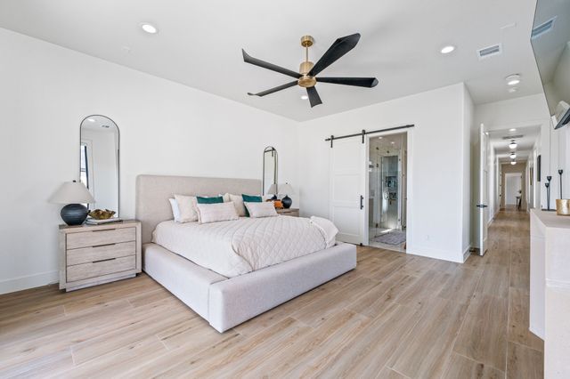 1804 Laguna Bay S, Pelican Bay, TX 76020