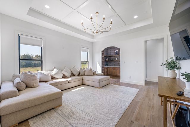 1804 Laguna Bay S, Pelican Bay, TX 76020