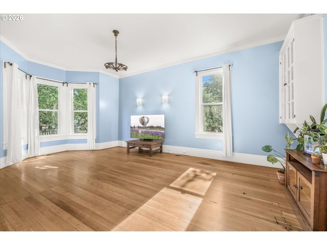 507 Se CEDAR St, Hillsboro, OR 97123