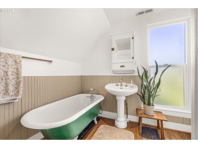 507 Se CEDAR St, Hillsboro, OR 97123