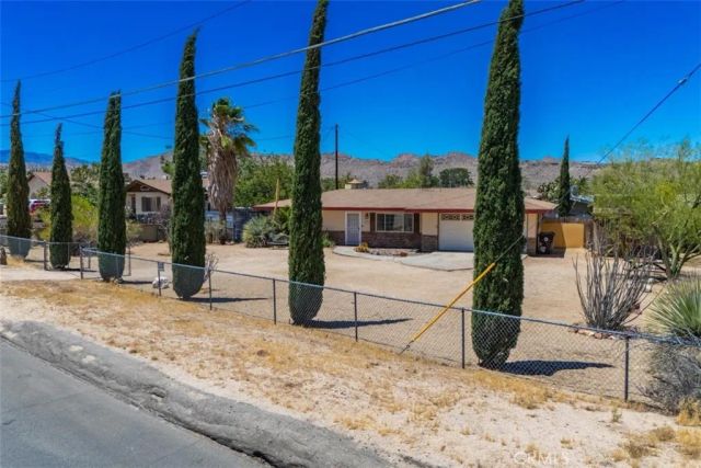 57556 Pueblo Trail, Yucca Valley, CA 92284