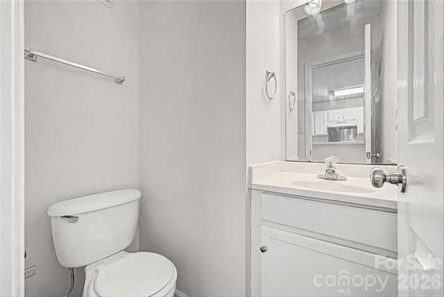 2405 Smugglers Court, Charlotte, NC 28216