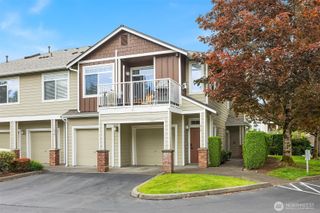 515 241st Lane SE #W2, Sammamish, WA 98074
