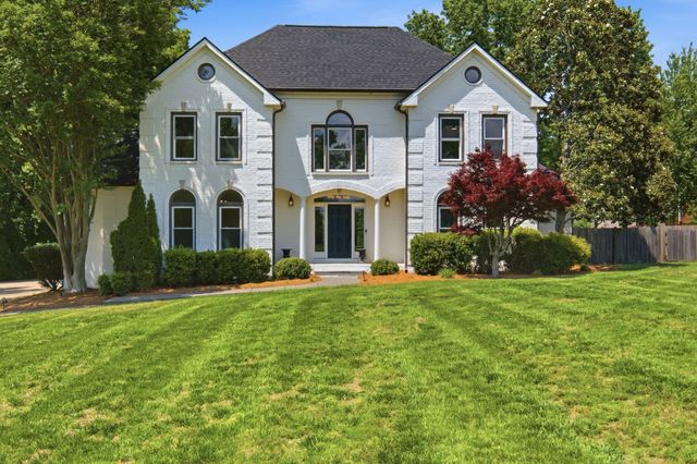 424 Martingale Dr, Franklin, TN 37067