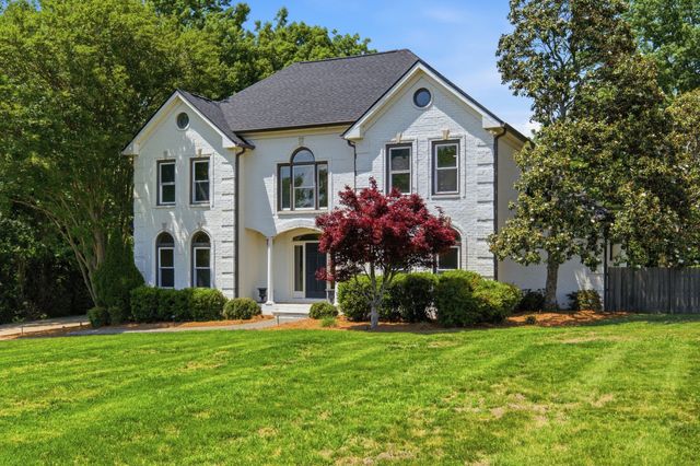 424 Martingale Dr, Franklin, TN 37067