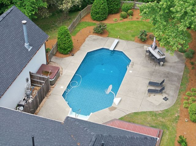 424 Martingale Dr, Franklin, TN 37067