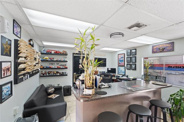 10501 SW 185th Terrace, Cutler Bay, FL 33157