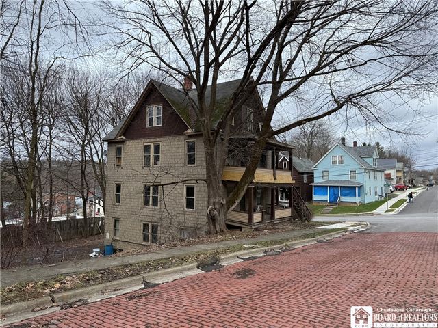 43 Barrows Street, Jamestown, NY 14701