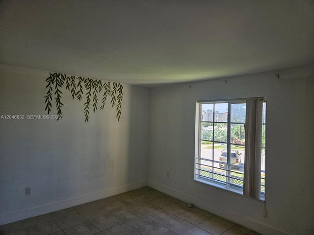 4900 NW 79th Avenue 206, Doral, FL 33166