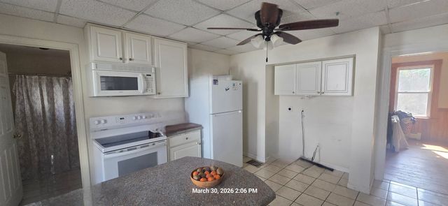 14 Charles Street, Berwick, ME 03901