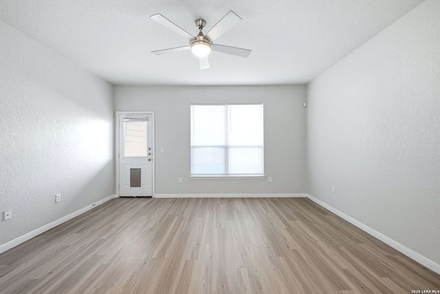 5950 LARKSPUR VLY, San Antonio, TX 78218