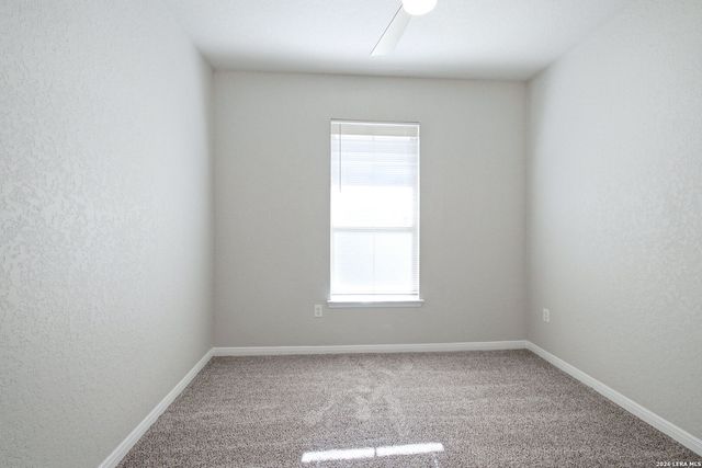 5950 LARKSPUR VLY, San Antonio, TX 78218