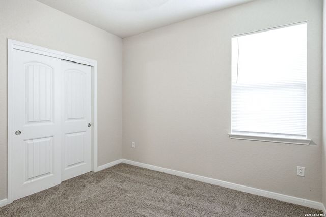 5950 LARKSPUR VLY, San Antonio, TX 78218