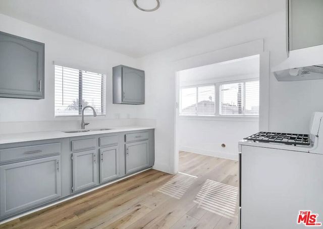 522 N Centre Street, San Pedro, CA 90731