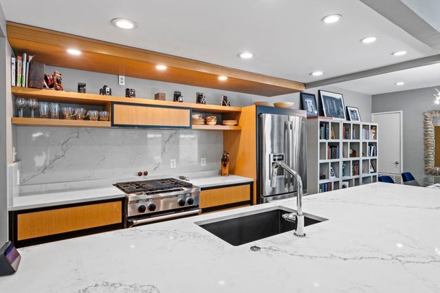 1111 W 12th ST 102, Austin, TX 78703