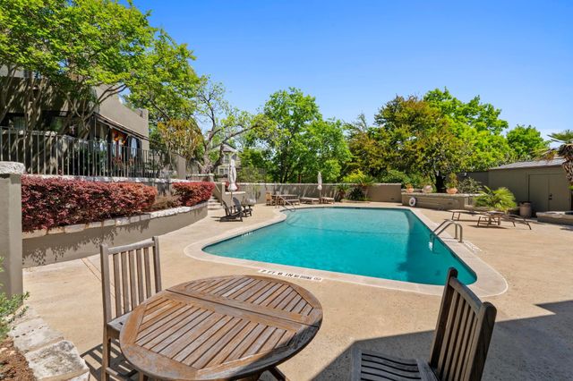 1111 W 12th ST 102, Austin, TX 78703