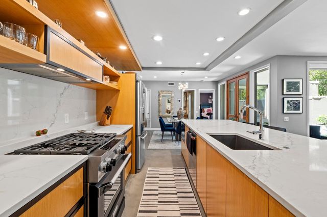 1111 W 12th ST 102, Austin, TX 78703