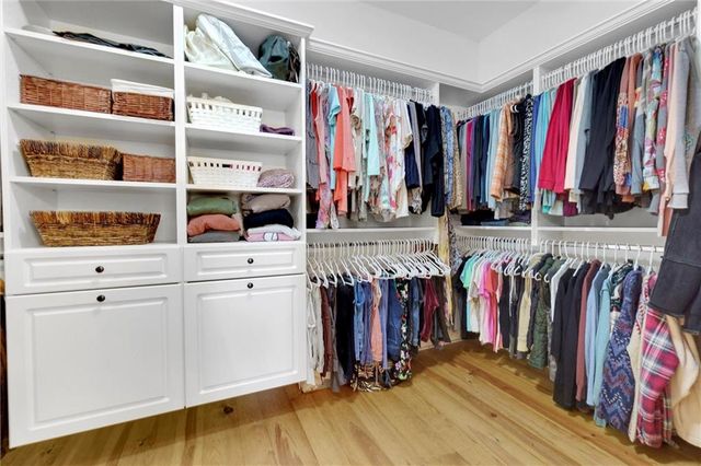 352 Woodmont Court, Canton, GA 30115