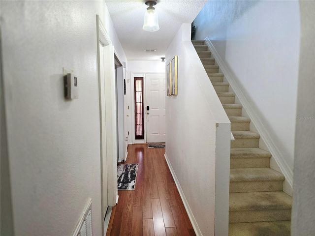 4607 ASHBURN SQUARE DRIVE, Tampa, FL 33610