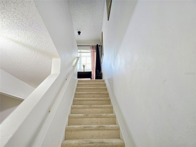 4607 ASHBURN SQUARE DRIVE, Tampa, FL 33610