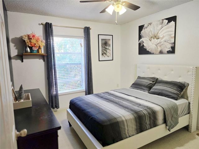 4607 ASHBURN SQUARE DRIVE, Tampa, FL 33610