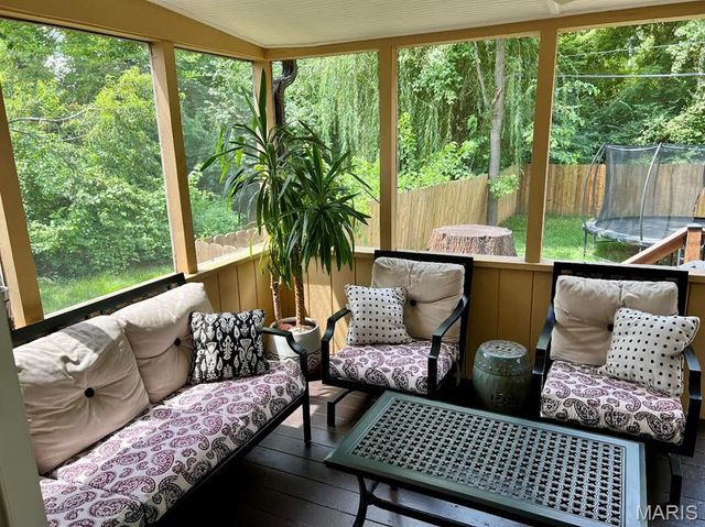 1129 Terrace Drive, Richmond Heights, MO 63117