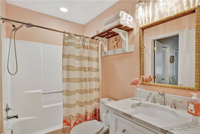 207 W Island Square Drive 207, St Simons Island, GA 31522